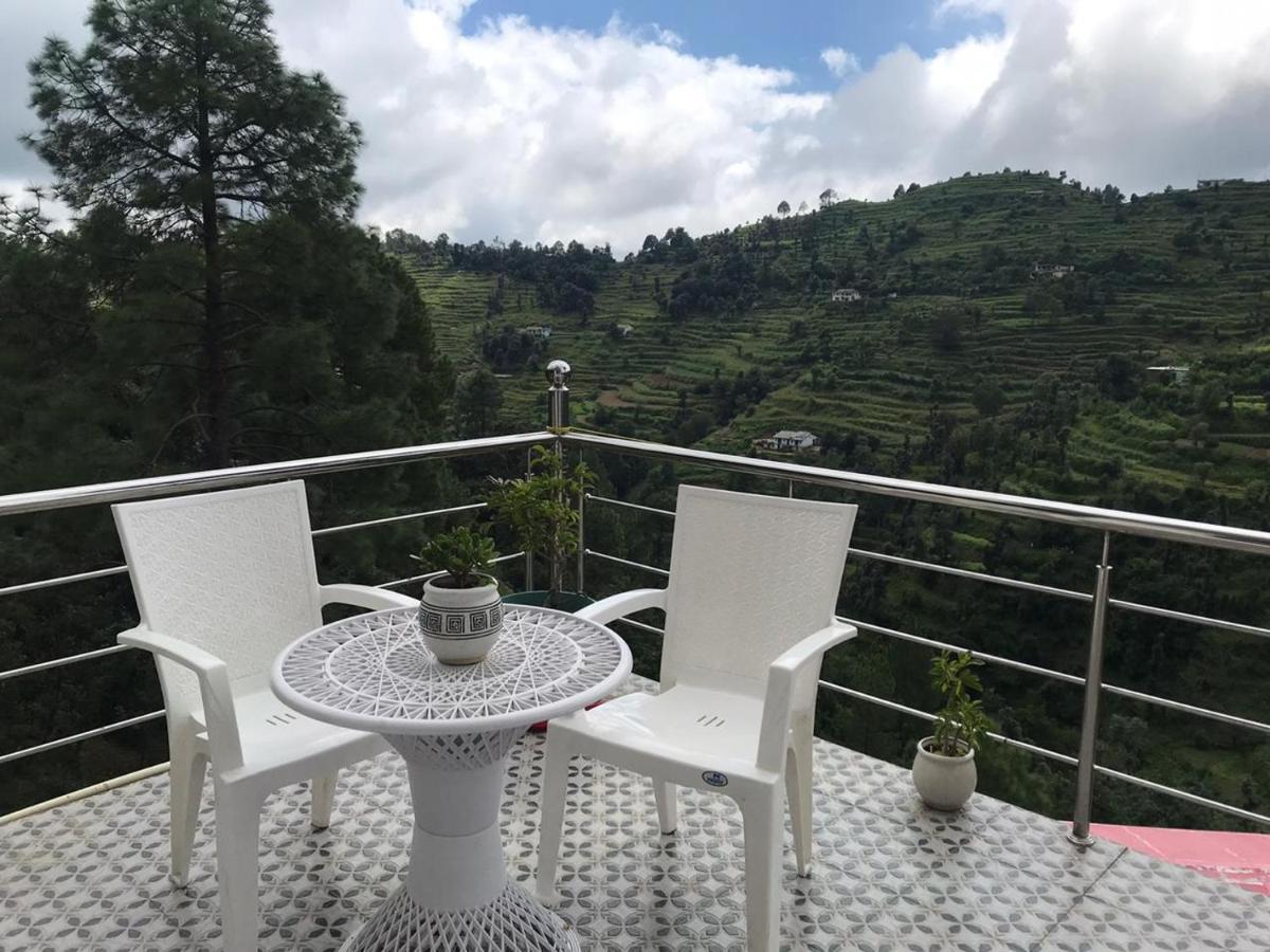 The Plum Apartamento Mukteshwar Exterior foto